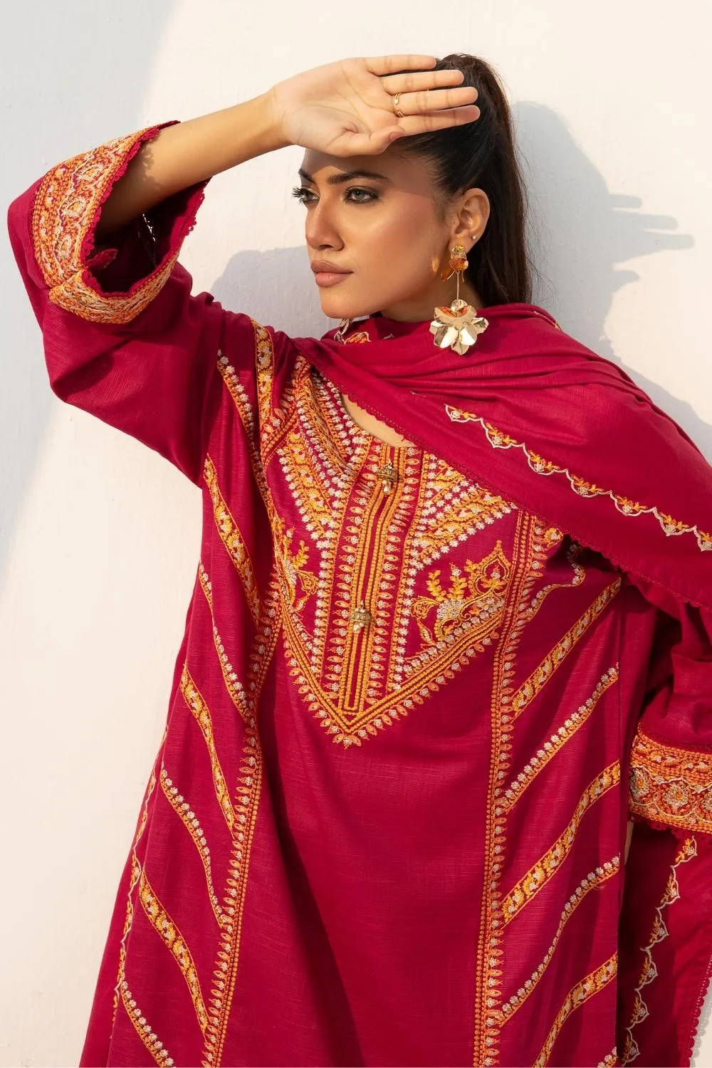 3PC Unstitched |Embroidered Khaddar Suit