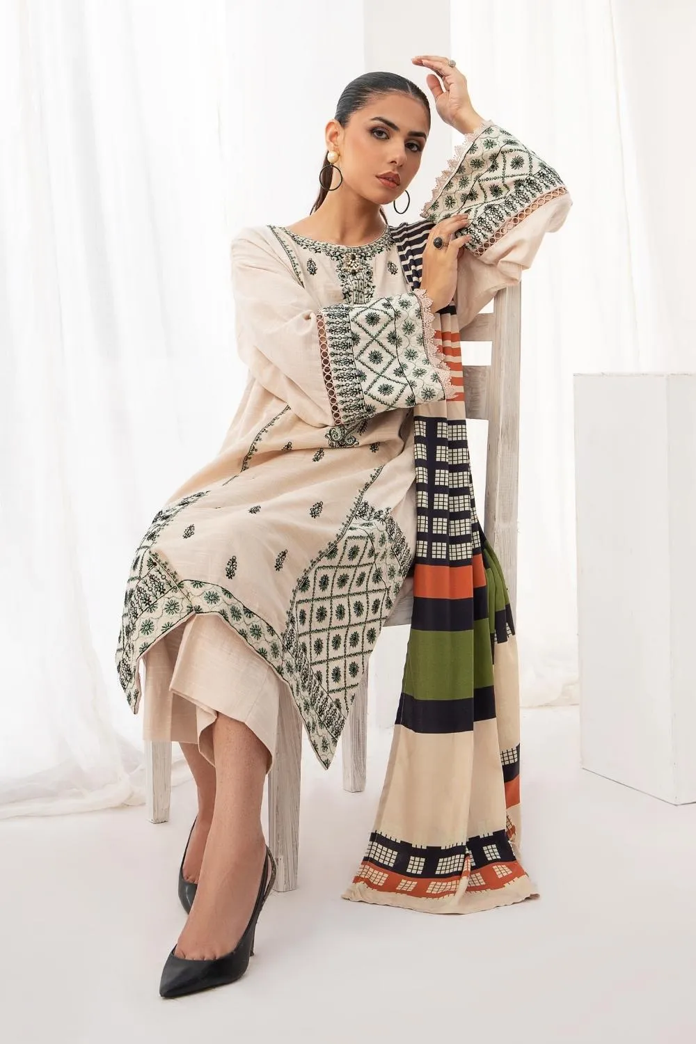 3PC Unstitched | Embroidered Khaddar Suit