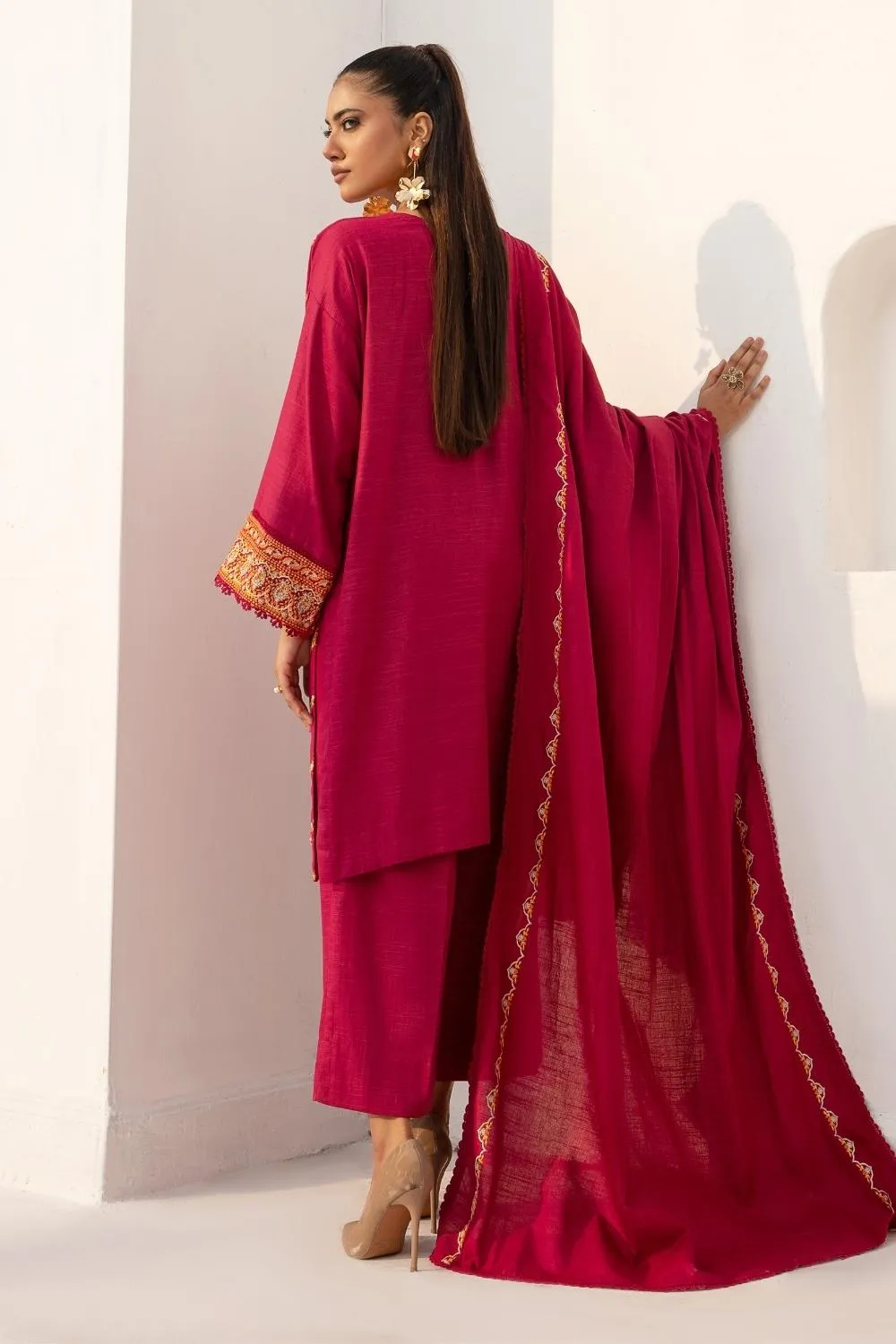 3PC Unstitched |Embroidered Khaddar Suit
