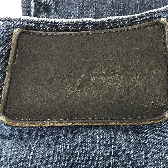 7 FOR ALL MANKIND DISTRESSED STRAIGHT LEG SIZE 30