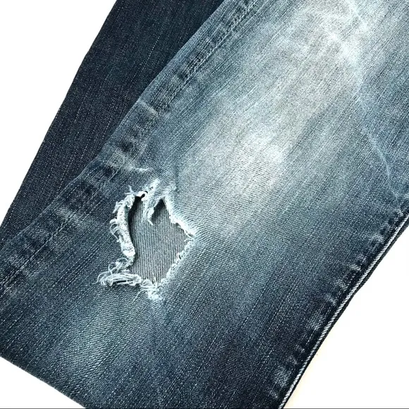 7 FOR ALL MANKIND DISTRESSED STRAIGHT LEG SIZE 30