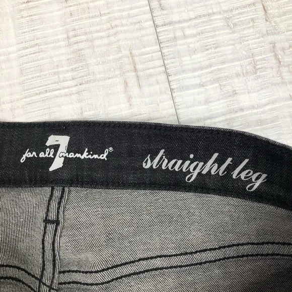 7 For All Mankind Jeans Straight Leg Black Size 26