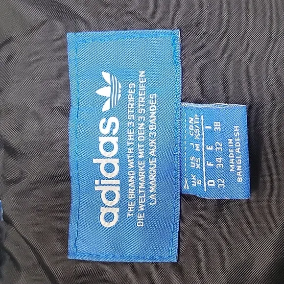 Adidas Original AOP hooded quilted puffer vest vibrant, colorful women's size XS