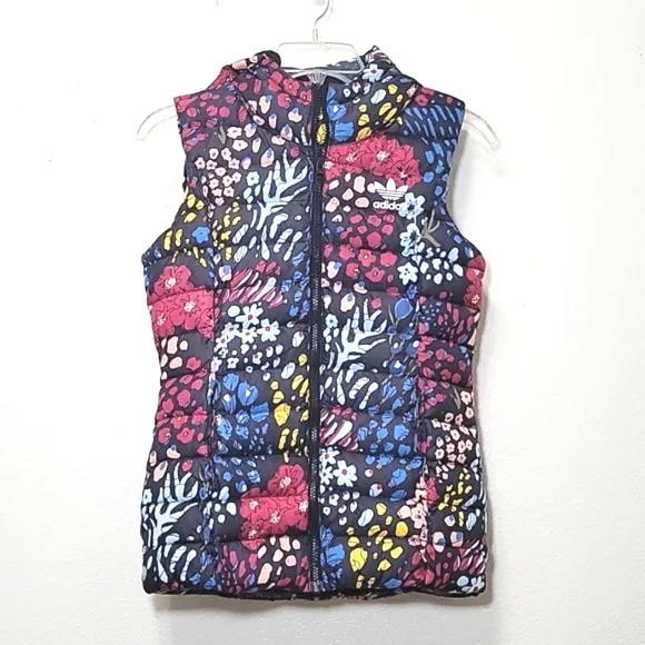 Adidas Original AOP hooded quilted puffer vest vibrant, colorful women's size XS