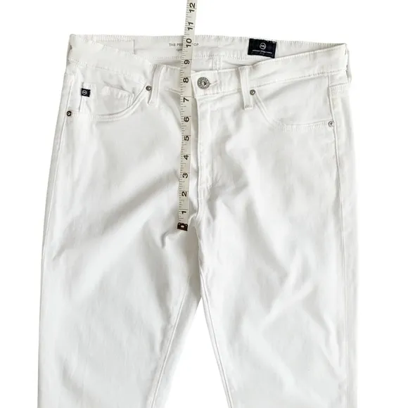 AG Prima Ankle /Cigarette Ankle White Skinny Jeans! Retail $225.