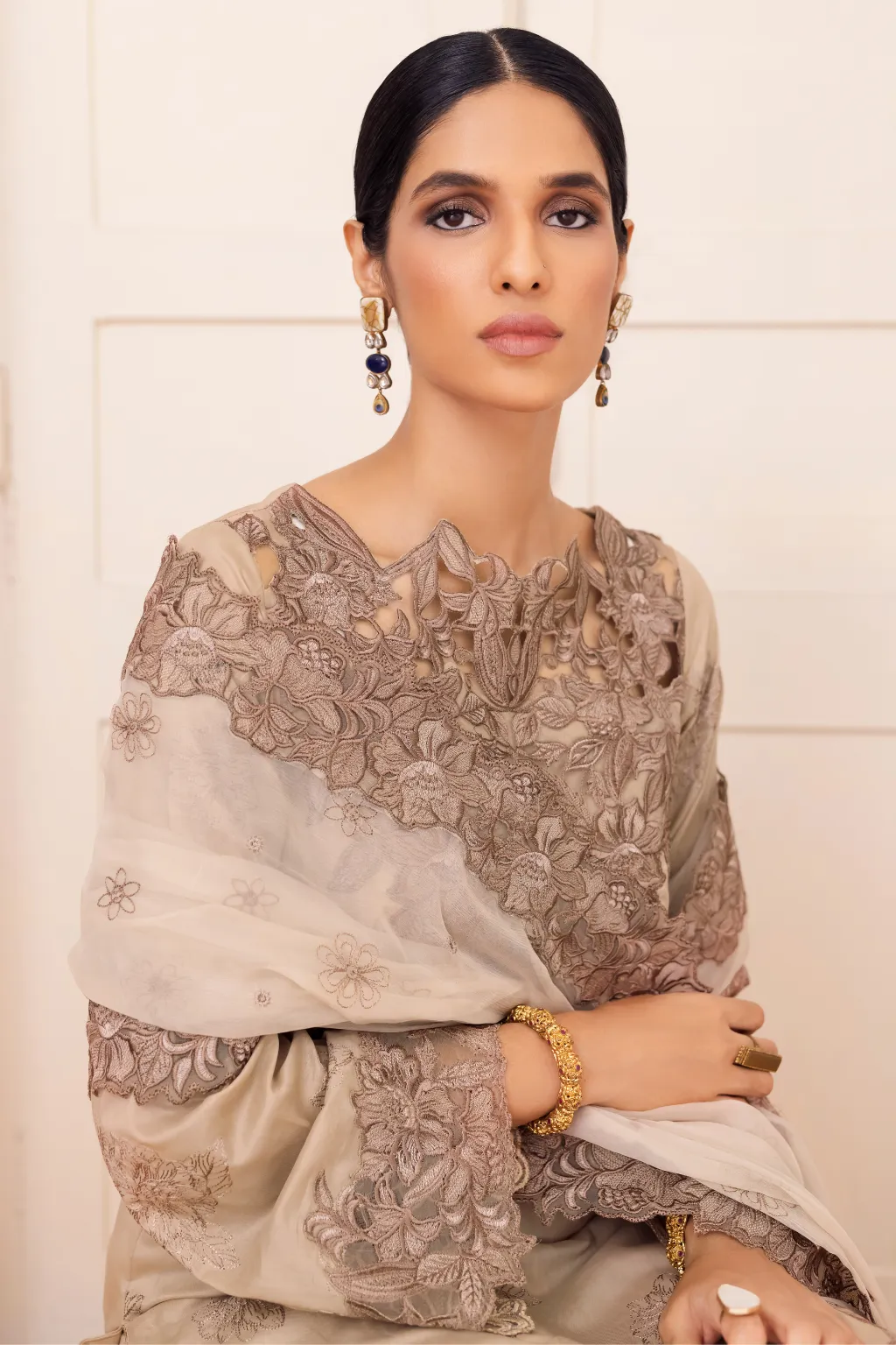 AL-09 Farsana  | Iznik Aashiyan Embroidered unstitched Festive Lawn Collection23