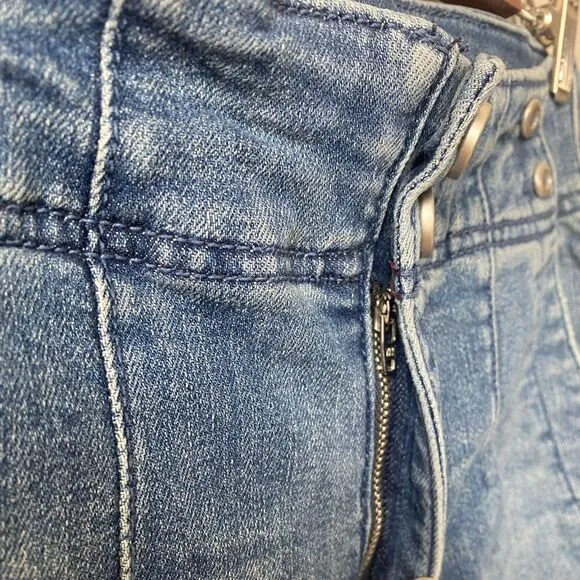 Anthropologie Pilcro Darted High-Rise Skinny Jeans in Denim Dark Wash