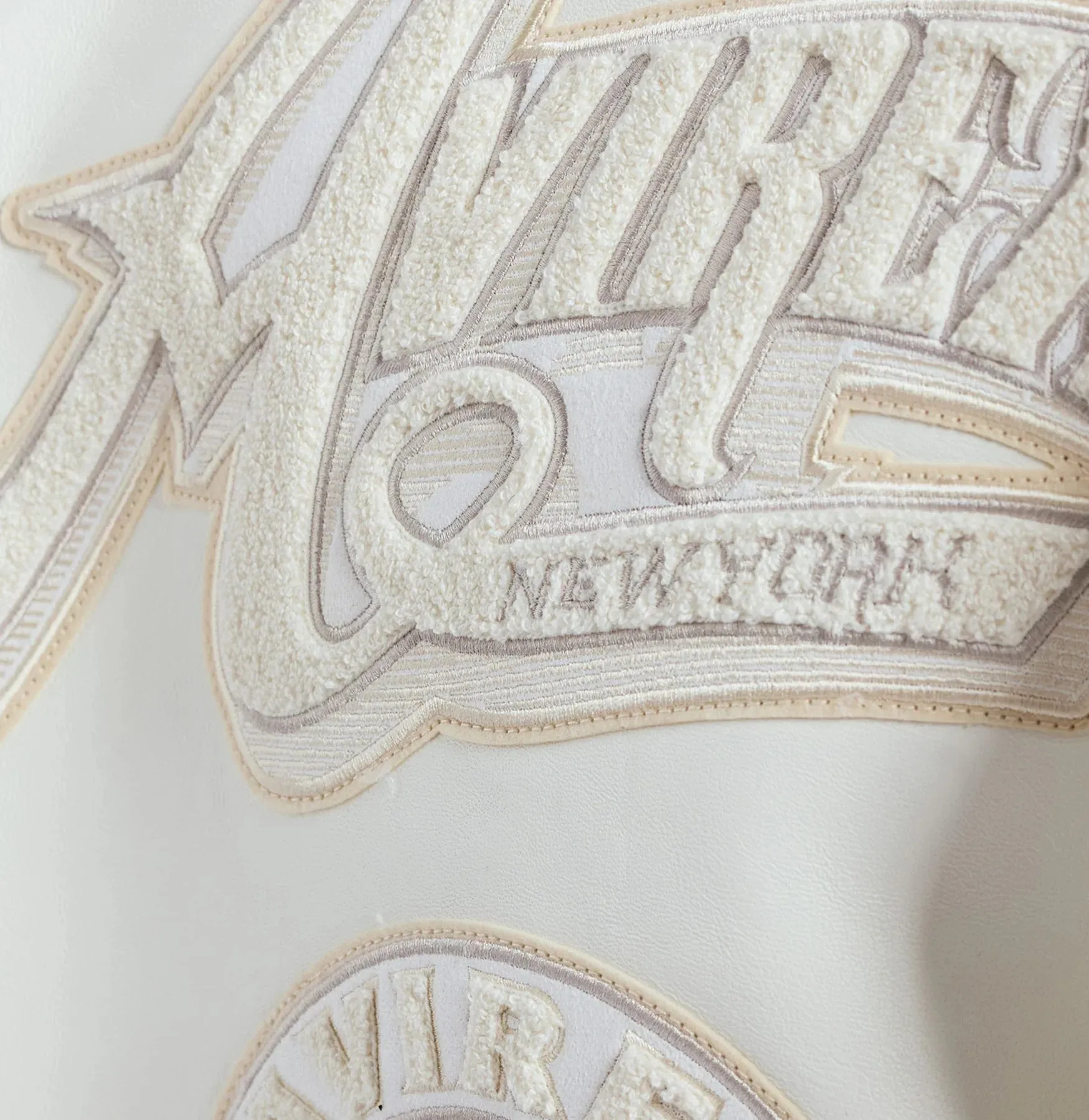 Avirex GOLD CLUB JACKET (White)