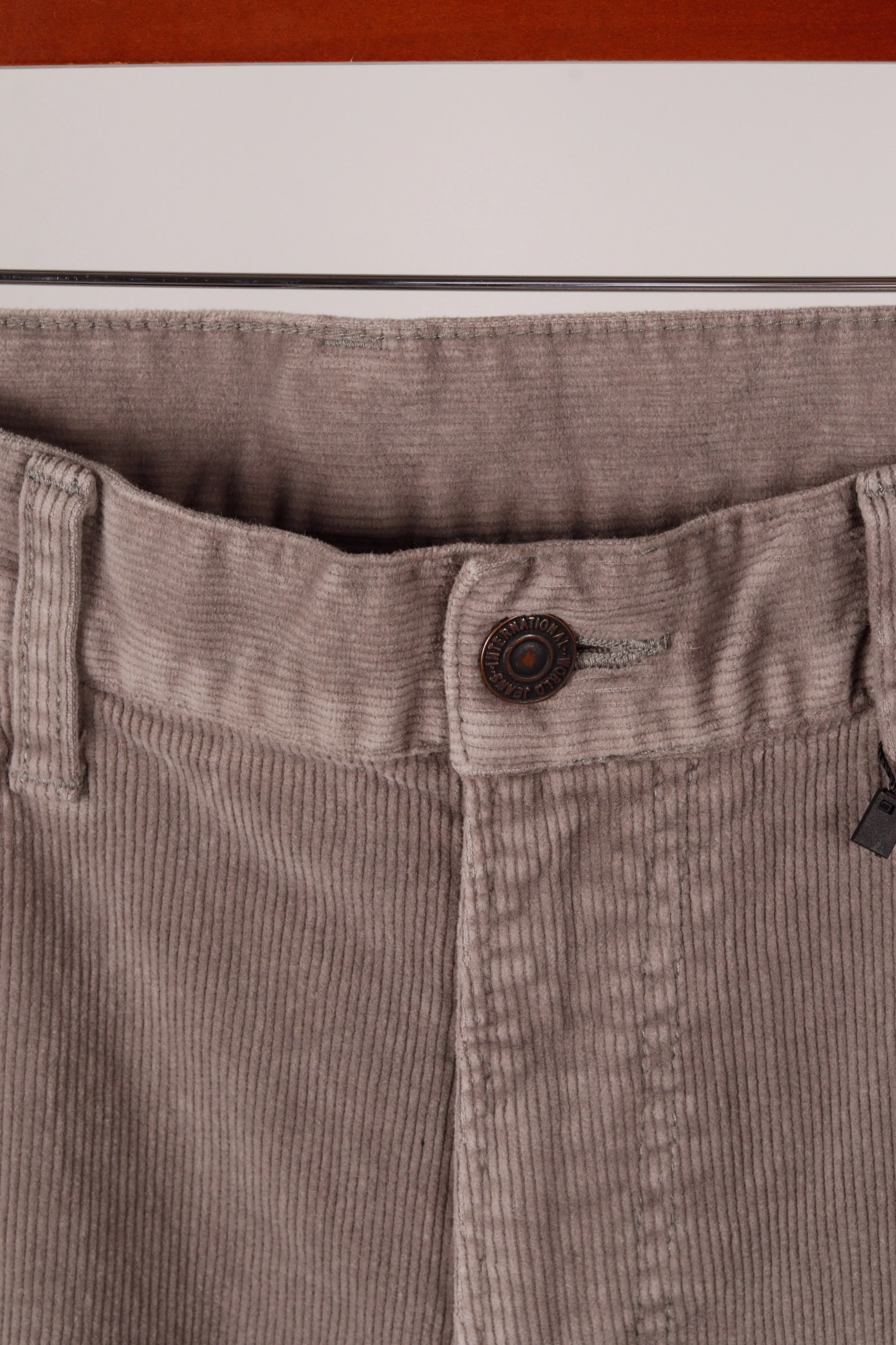 Beams Plus FW22 '5-Pocket Corduroy' Pants Light Grey (2022)
