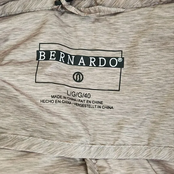 Bernardo primaloft full zip puffer jacket with dust bag size L