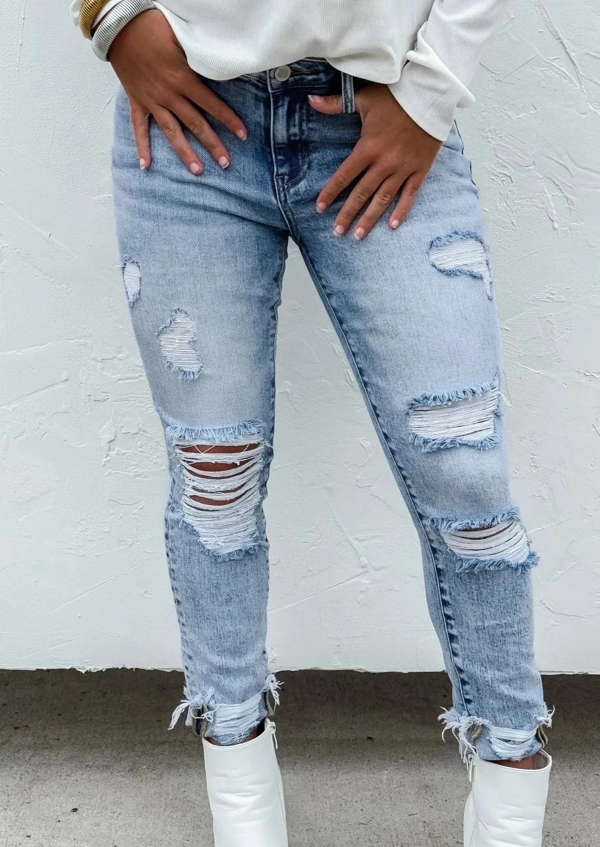 BLAKELEY Billie Distressed Jeans