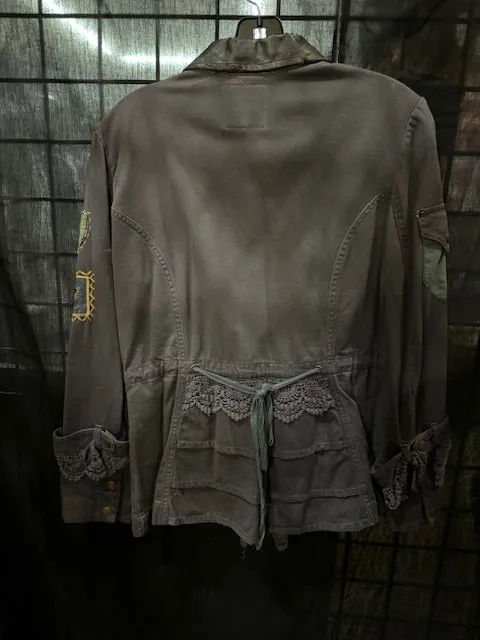 CF11-8 DDR FIELD JKT W/RUFFLES-XS