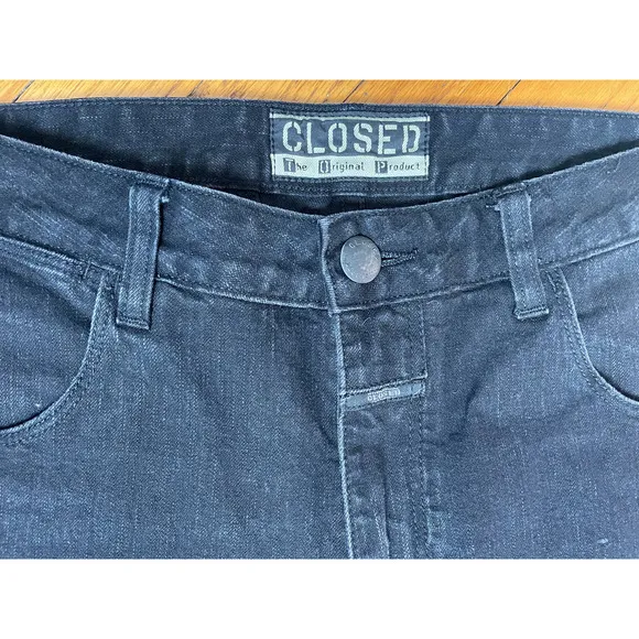 Closed Black Denim Slim Straight Leg Jeans - size 29