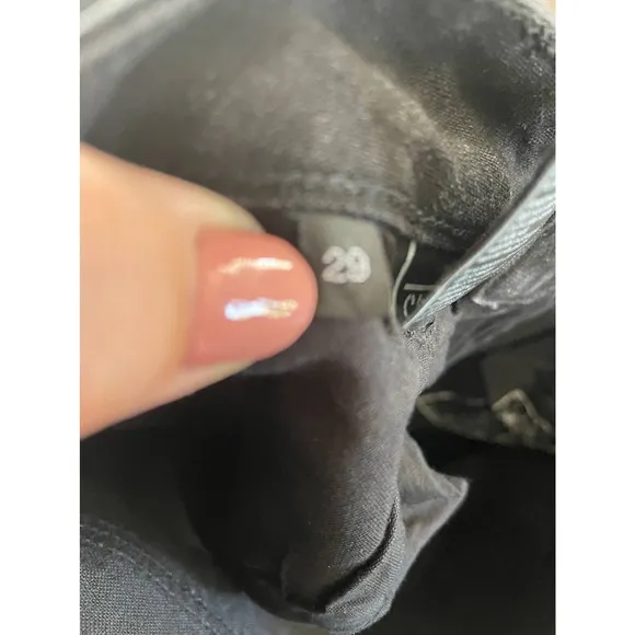 Closed Black Denim Slim Straight Leg Jeans - size 29