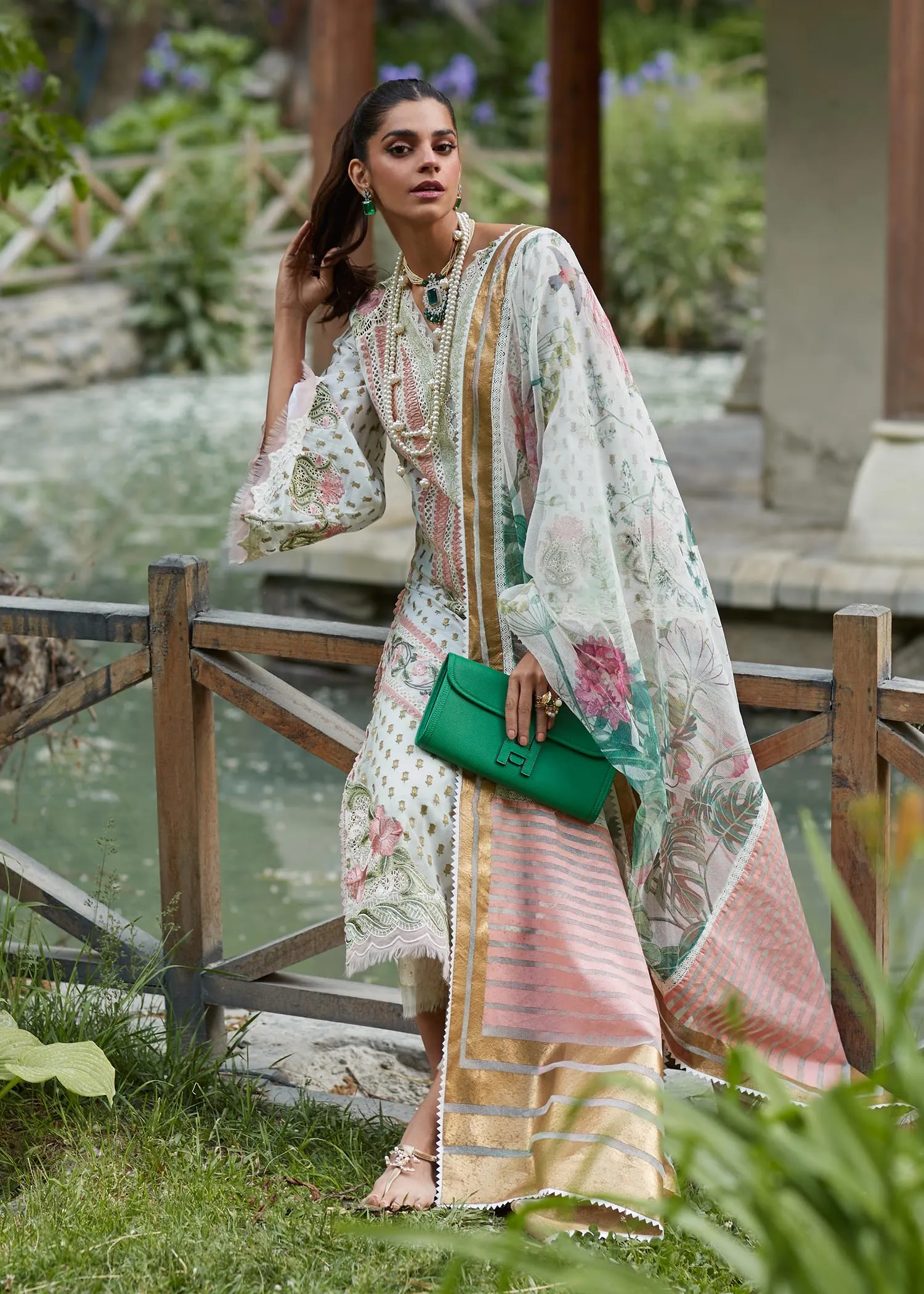 CRIMSON X SAIRA SHAKIRA LUXURY LAWN 2023 | Shigar-D5A