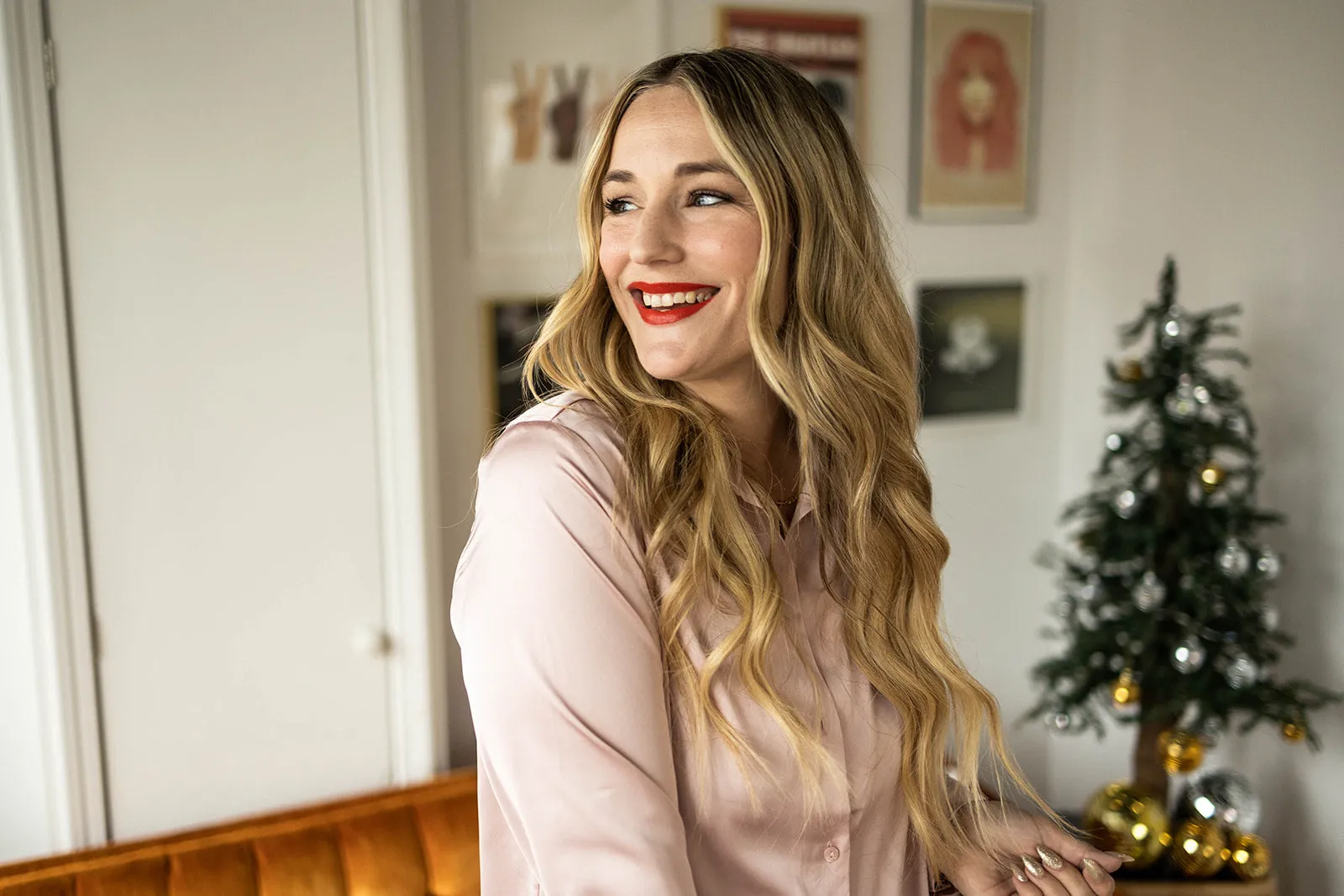 dominique button down in pink