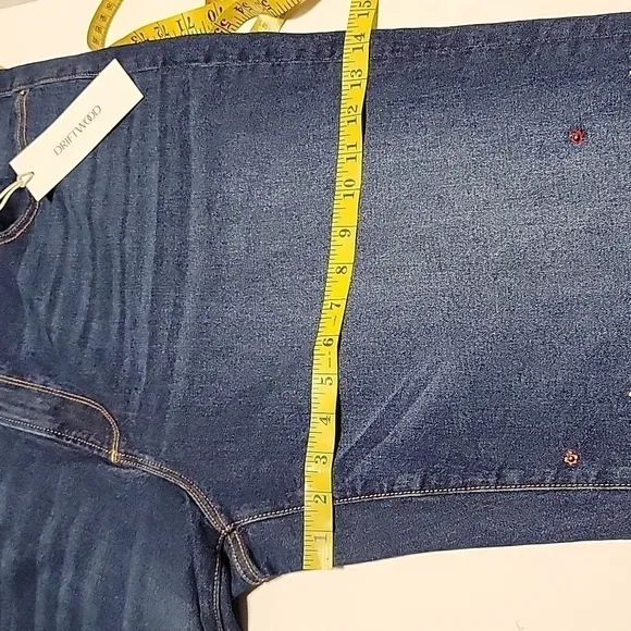 Driftwood Charlee Crop Jeans