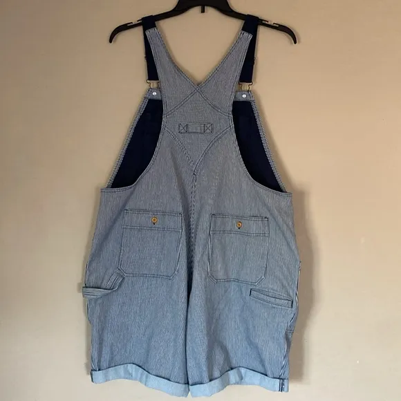 Duluth, XL, railroad pinstriped  gardening short overalls