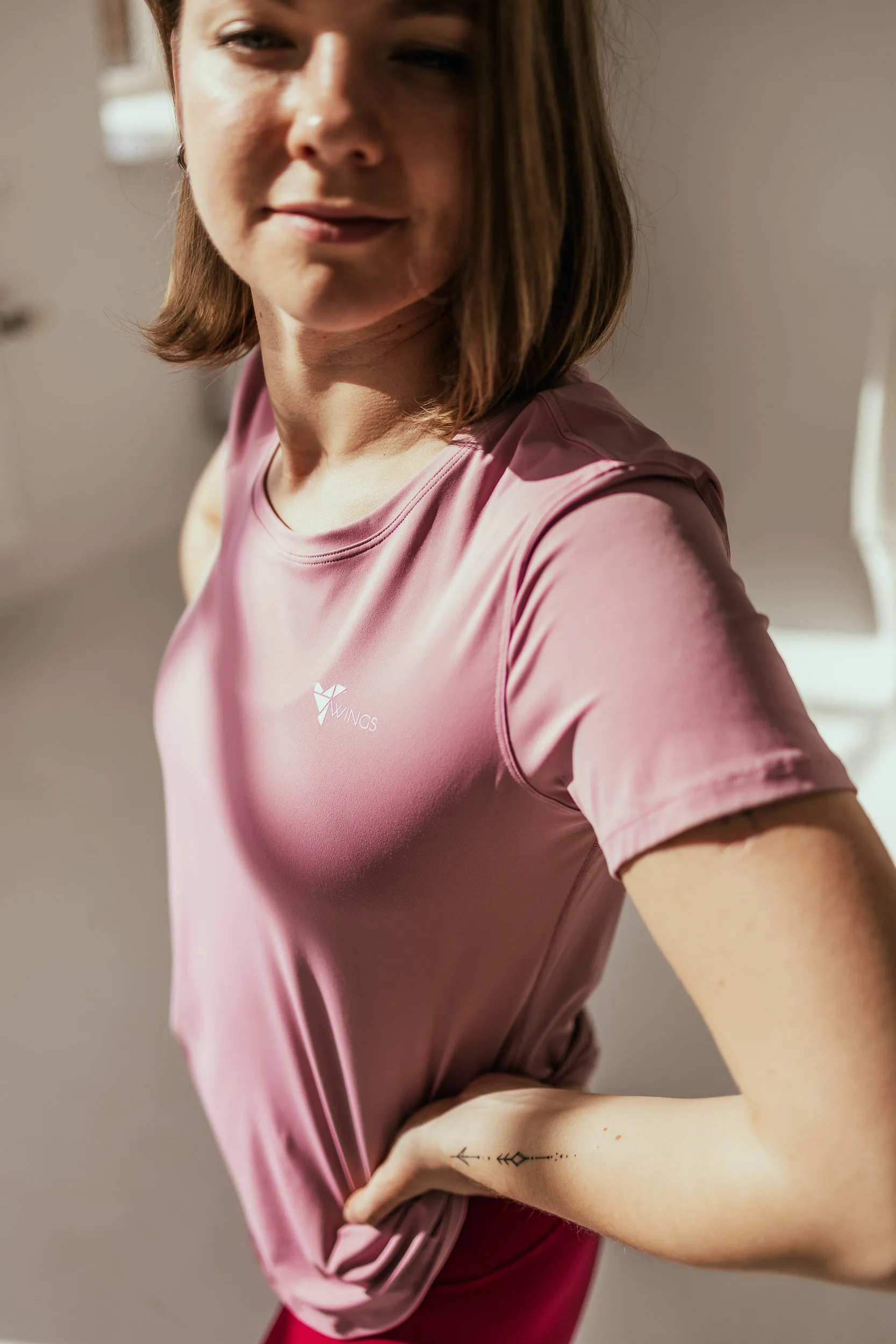 Dusty Pink pilna garuma tops