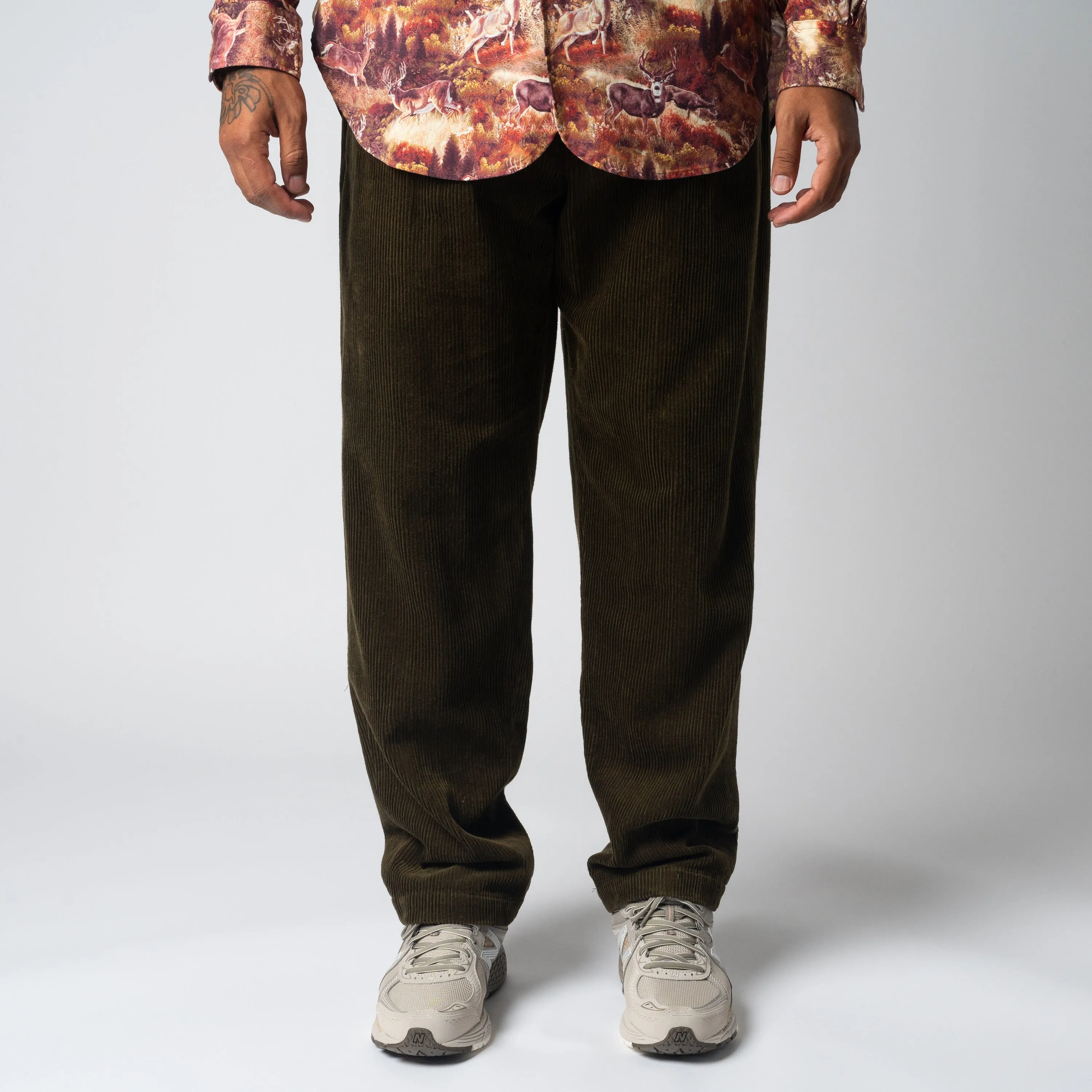 EG Carlyle Pant 23F1F012 Olive 8W Corduroy