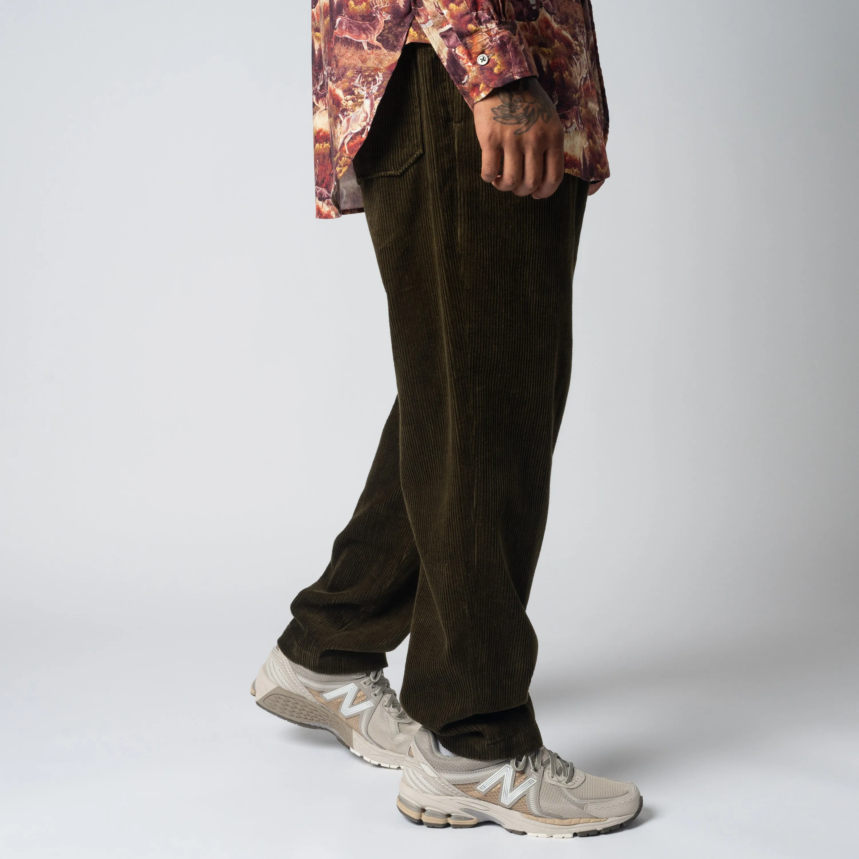 EG Carlyle Pant 23F1F012 Olive 8W Corduroy