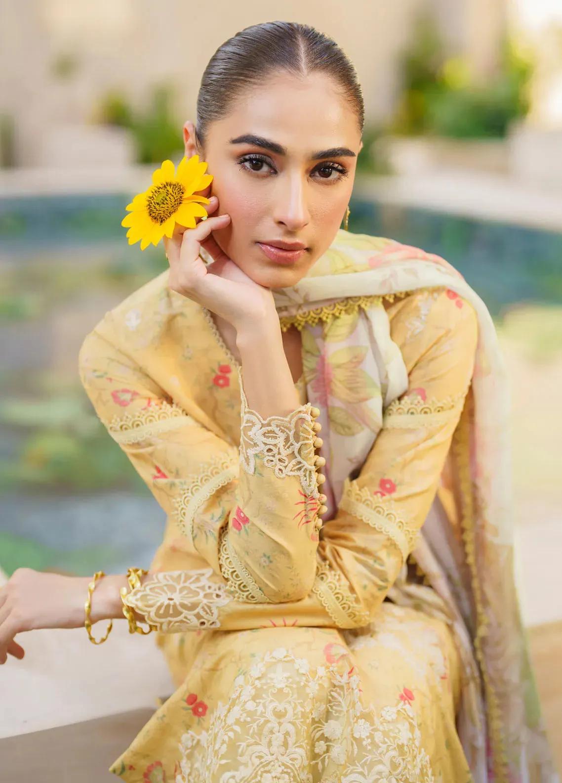 Embroidered Lawn Suit Unstitched 3 Piece IZ24F SFL-09 Luminary - Festive Collection