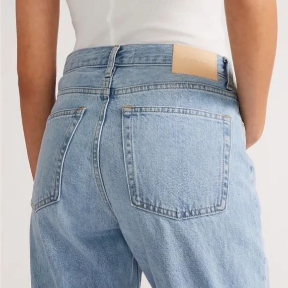 Everlane high waisted light wash jeans 28