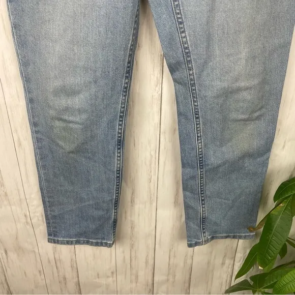 Everlane high waisted light wash jeans 28