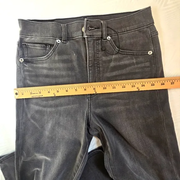 EXPRESS High Waisted LUXE Comfort Gray Flair Jeans Size 6R