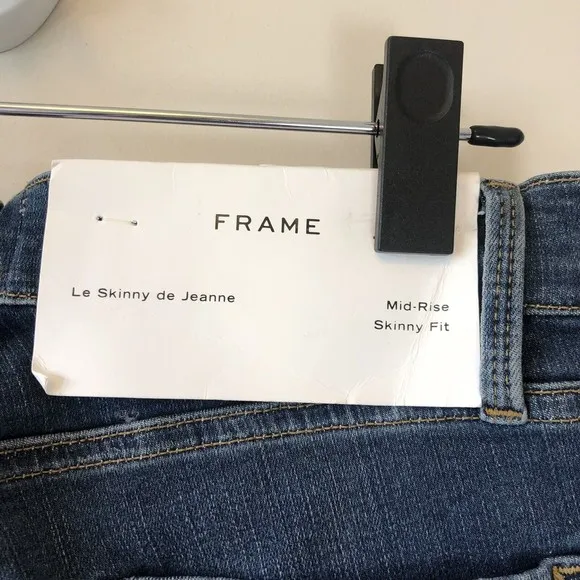 FRAME Jeans Le Skinny De Jeanne Distressed Jeans In Jolie Raw Hem Size 28 NWT’s