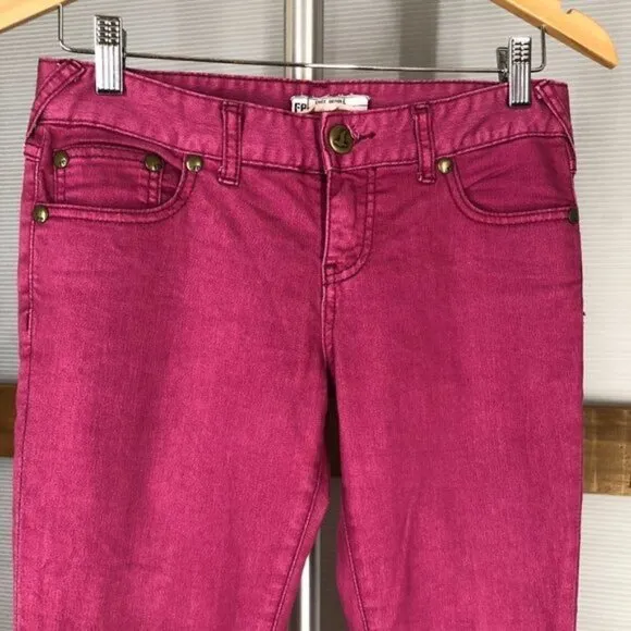 Free PEOPLE Raspberry (Pink / Purple) Ankle Zip Skinny Jeans Sz 26
