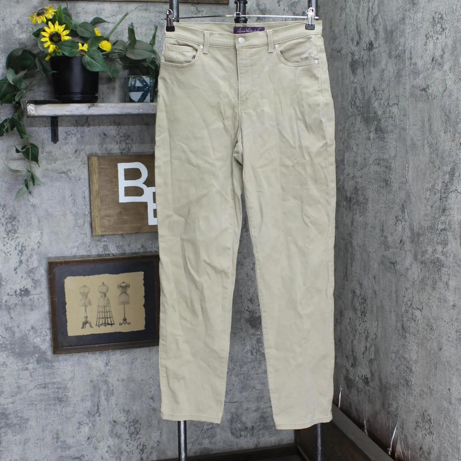 Gloria Vanderbilt Womens Amanda Denim Straight Leg Jeans 1666890c1566d9 Brown 6