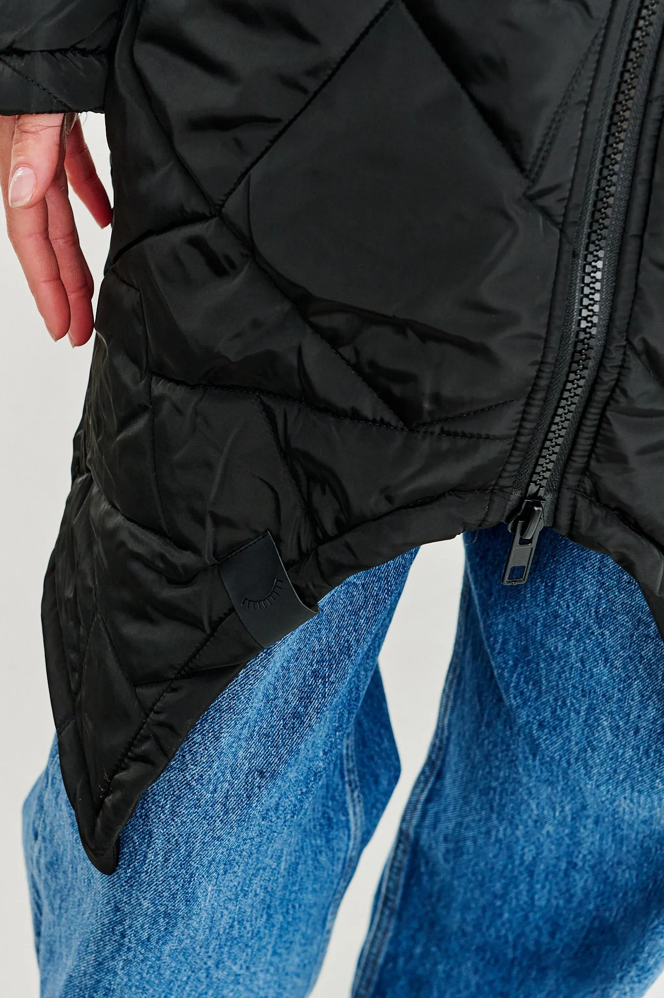 Iceberg Midnight Traveler winter jacket