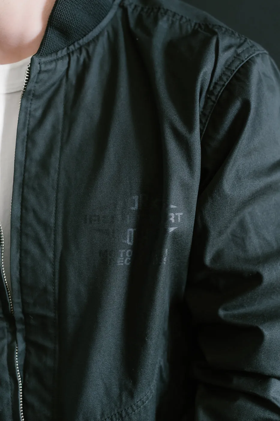 IHJ-145-BLK - 7oz Rubber Wax Coated Windbreaker - Black