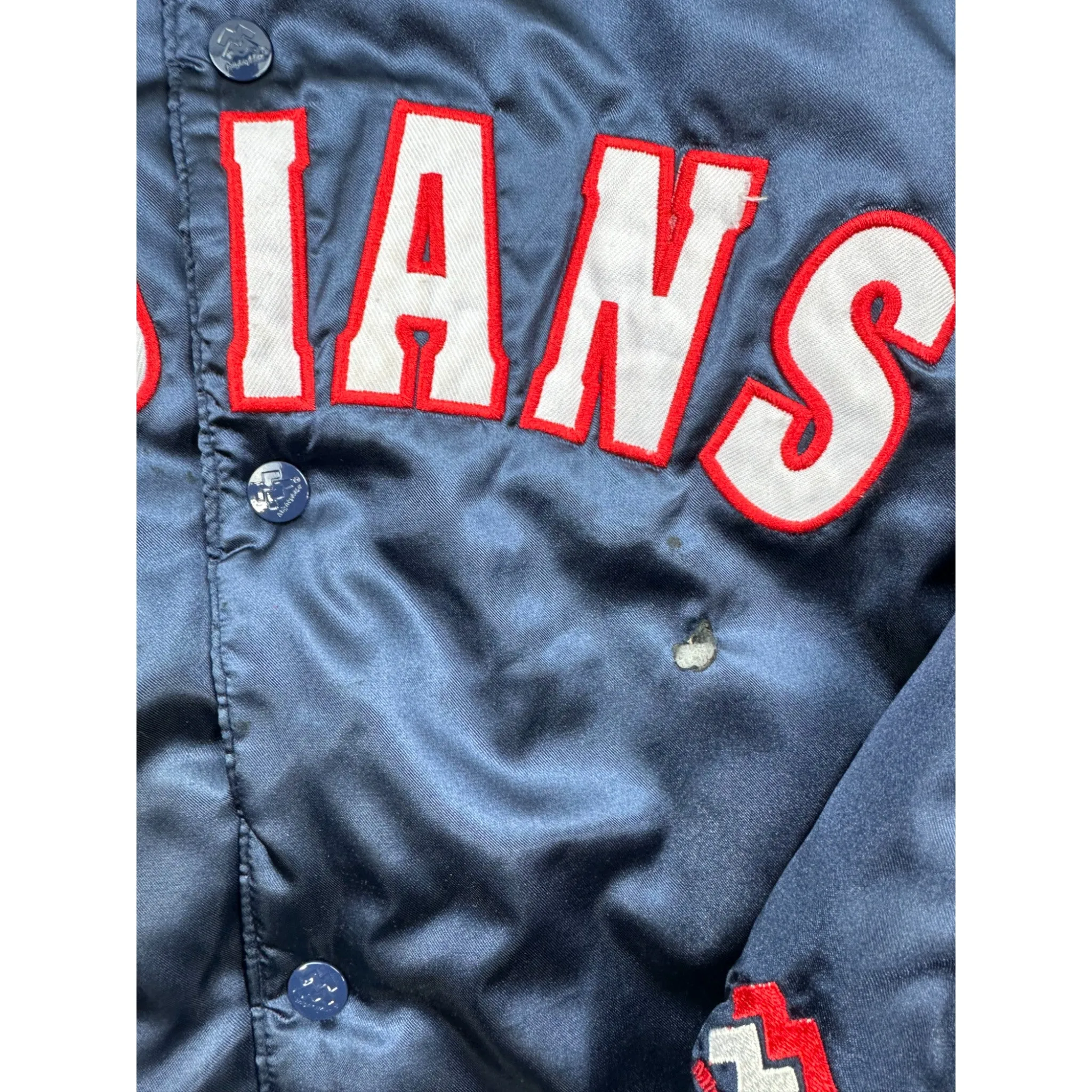 INDIANS PUFFER JACKET - (L)