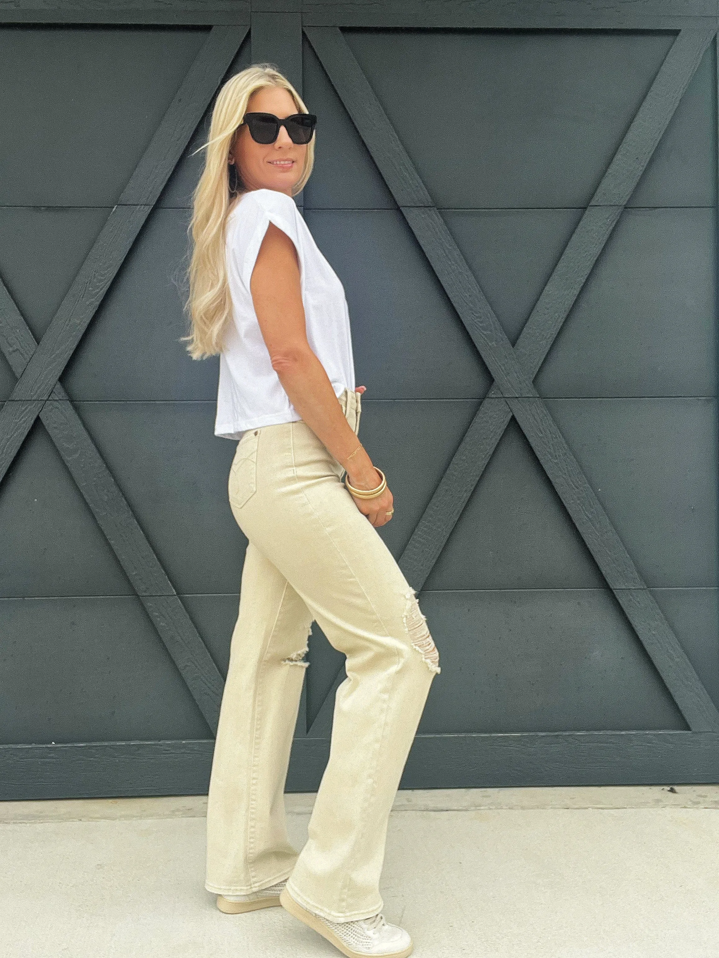 Judy Blue Dyed Destroy 90's Straight Leg Jeans In Bone