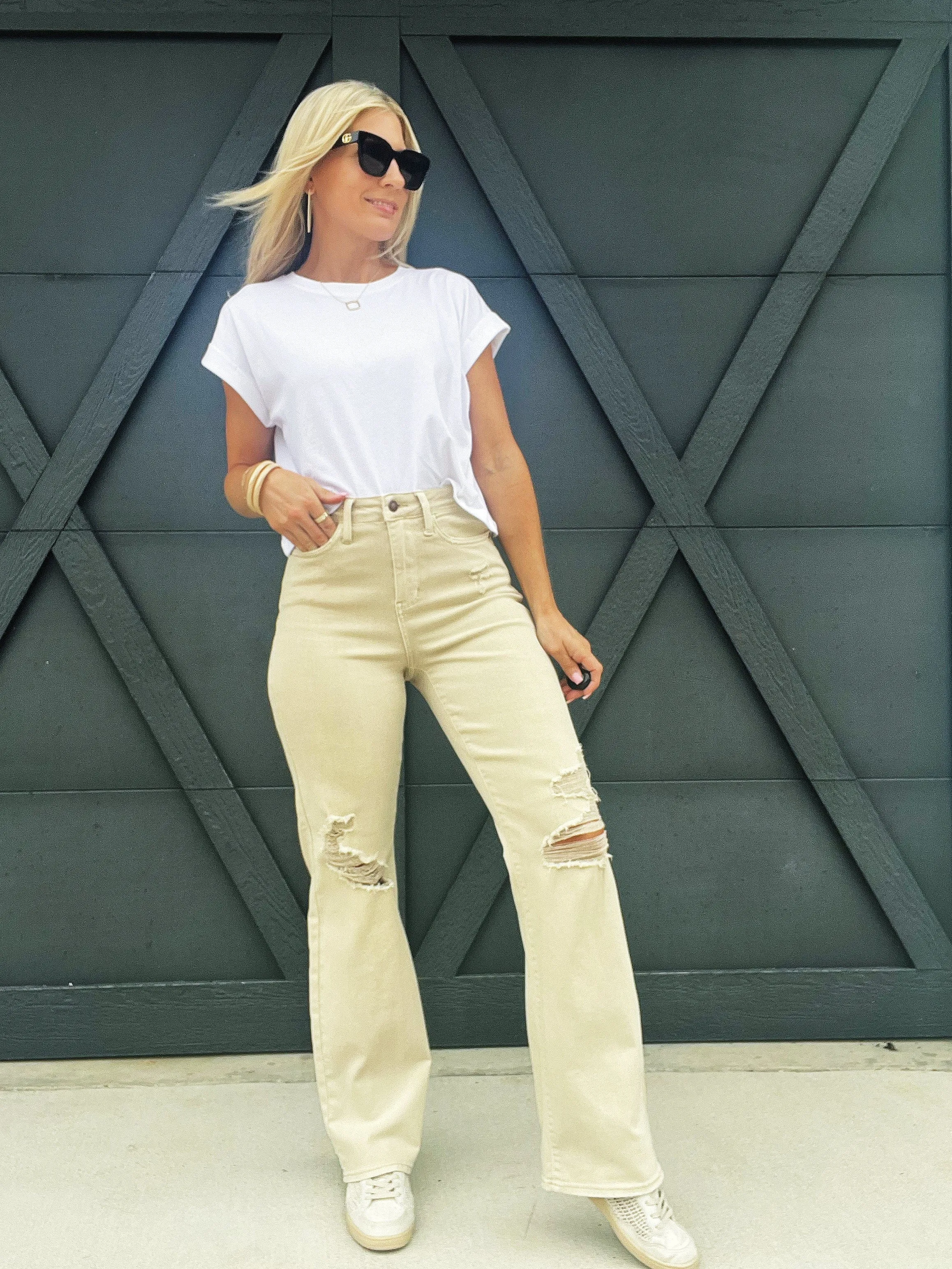 Judy Blue Dyed Destroy 90's Straight Leg Jeans In Bone