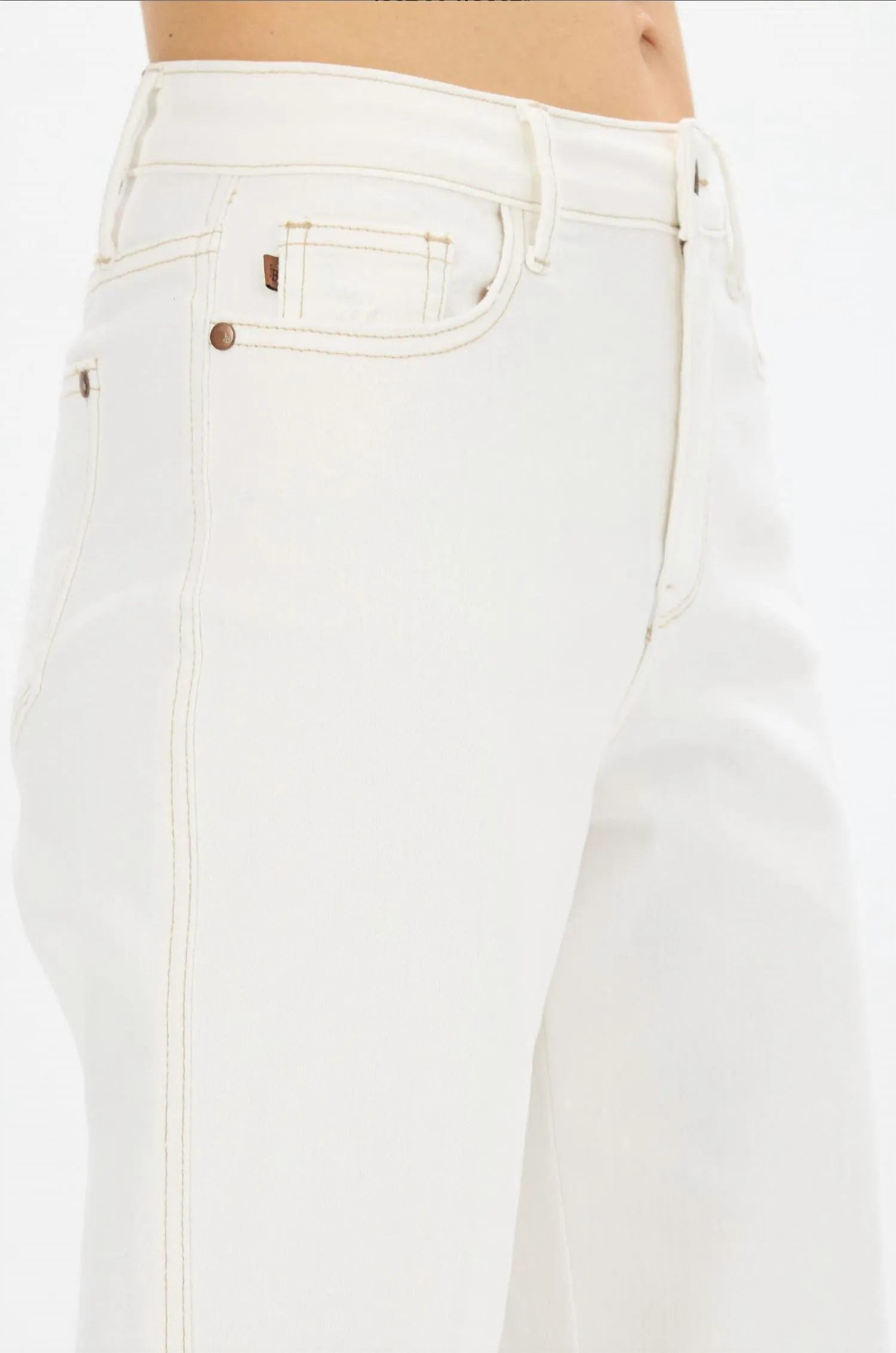 Judy Blue - Straight Leg Jeans