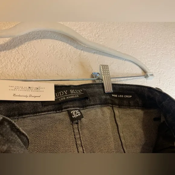 Judy Blue Sz 26 Black High Waist Wide Release Hem Wide Leg Crop Denim Jeans