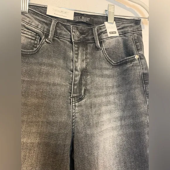 Judy Blue Sz 26 Black High Waist Wide Release Hem Wide Leg Crop Denim Jeans