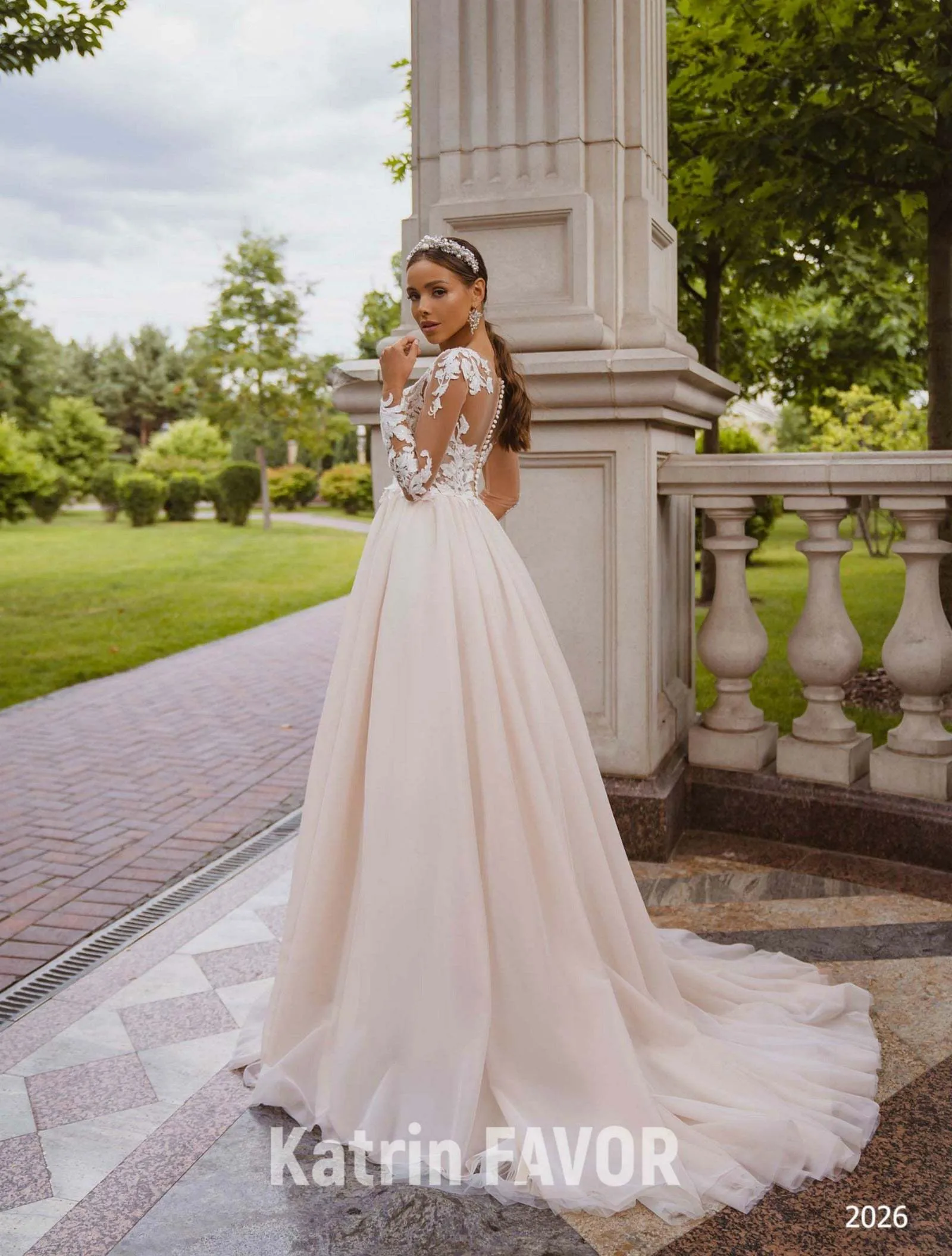 Lace top wedding dress Long sleeve wedding gown