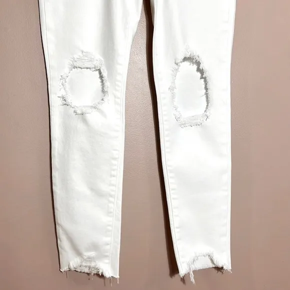 Levi’s 721 High-Rise Skinny Ankle Jeans