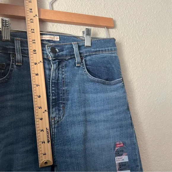 Levi's Premium Women’s Blue Straight Leg  Jeans Size 8 Short Waist 29