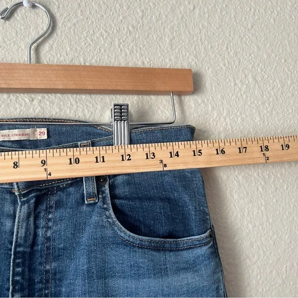 Levi's Premium Women’s Blue Straight Leg  Jeans Size 8 Short Waist 29