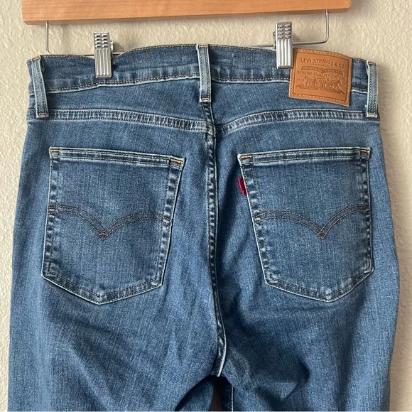 Levi's Premium Women’s Blue Straight Leg  Jeans Size 8 Short Waist 29