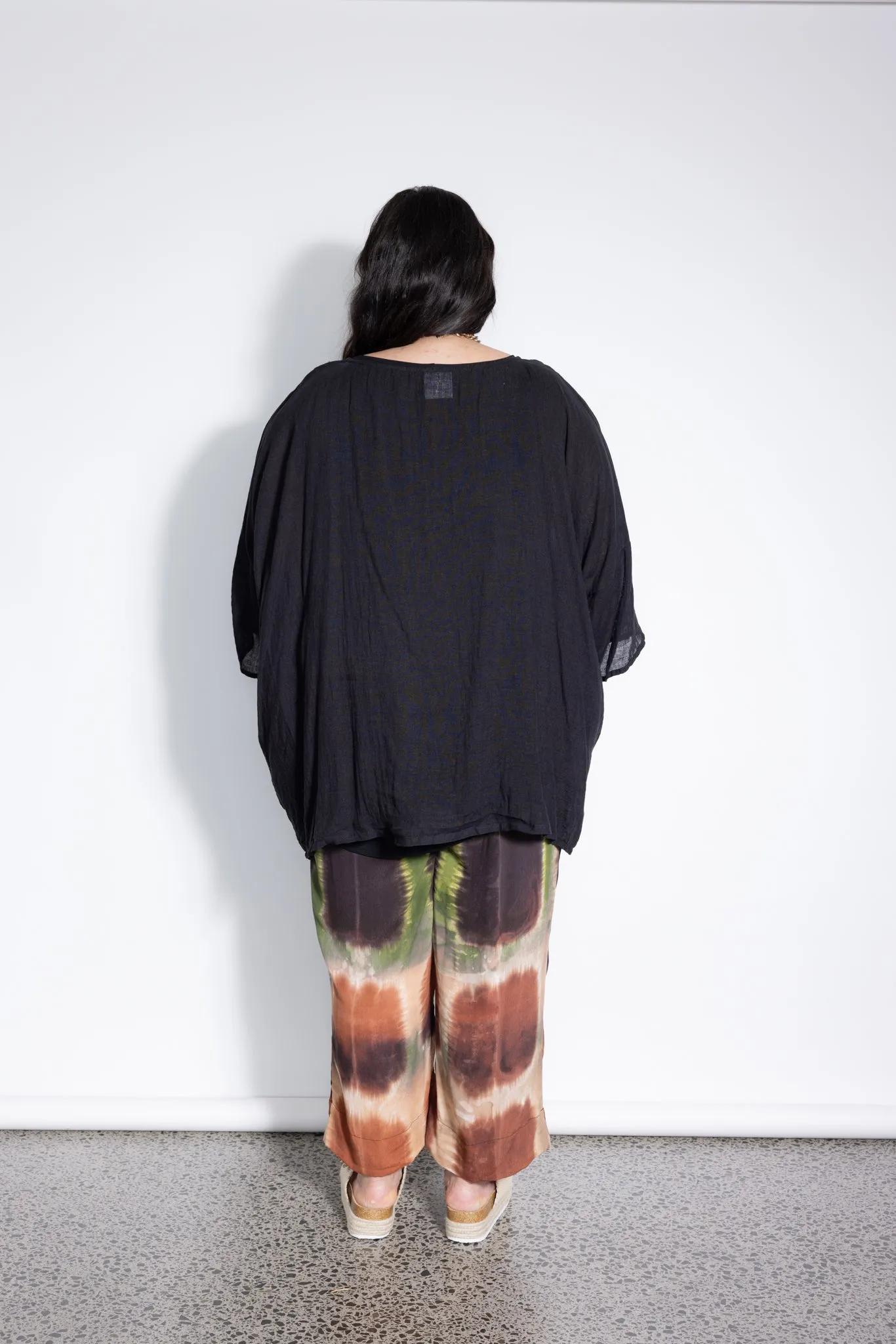 Lilo Top - Black Loose Weave Linen