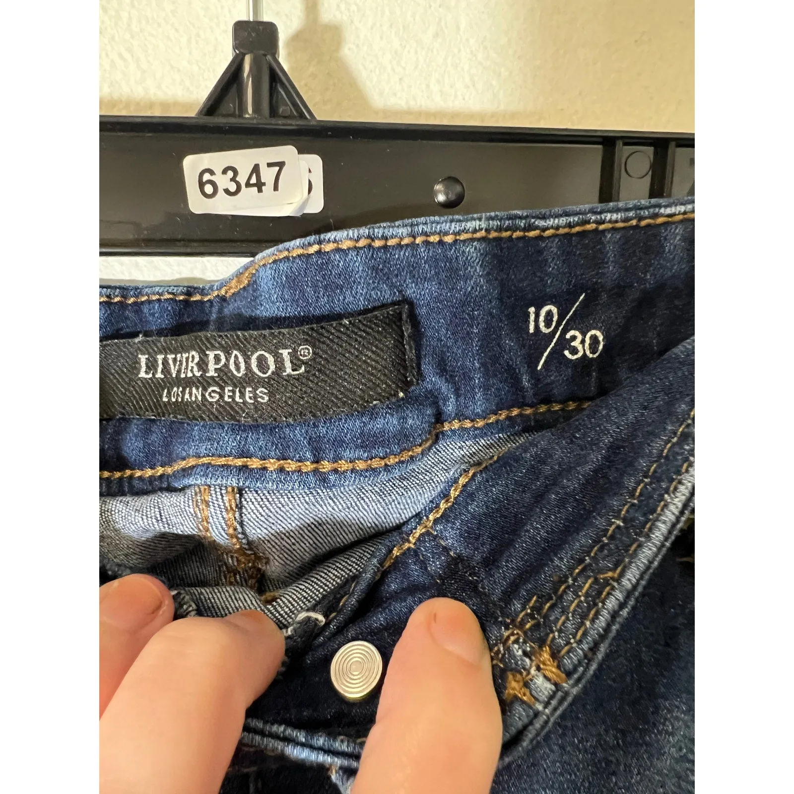 Liverpool  Ankle Skinny Pull On Jeans. Sz 10