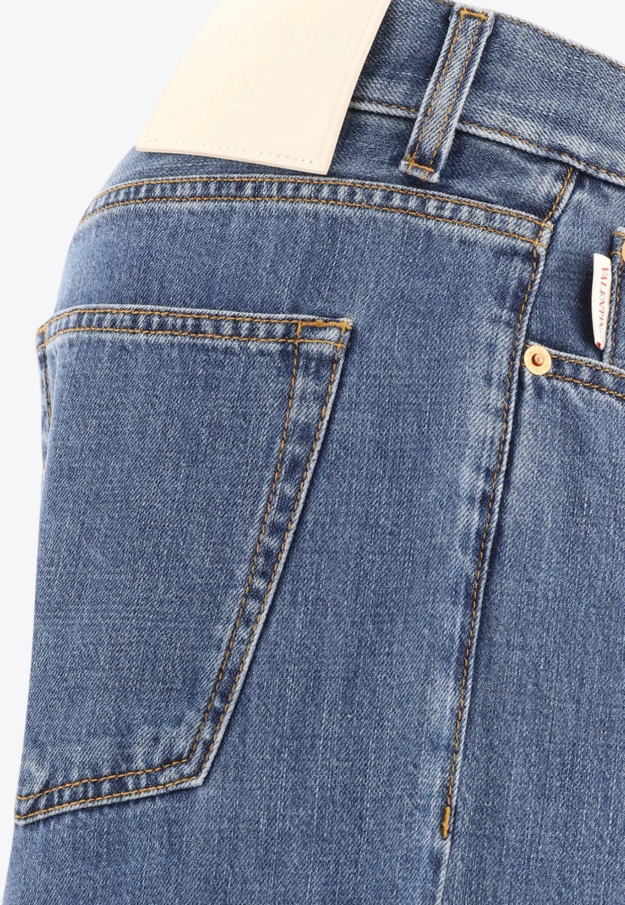 Logo-Patch Straight-Leg Jeans