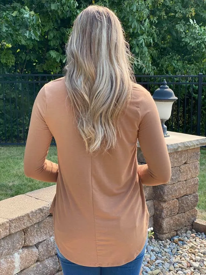 Long Sleeve Leopard Pocket V-Neck - Camel