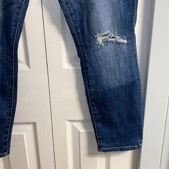 Lucky Brand Distressed Lolita Skinny Capri Jean